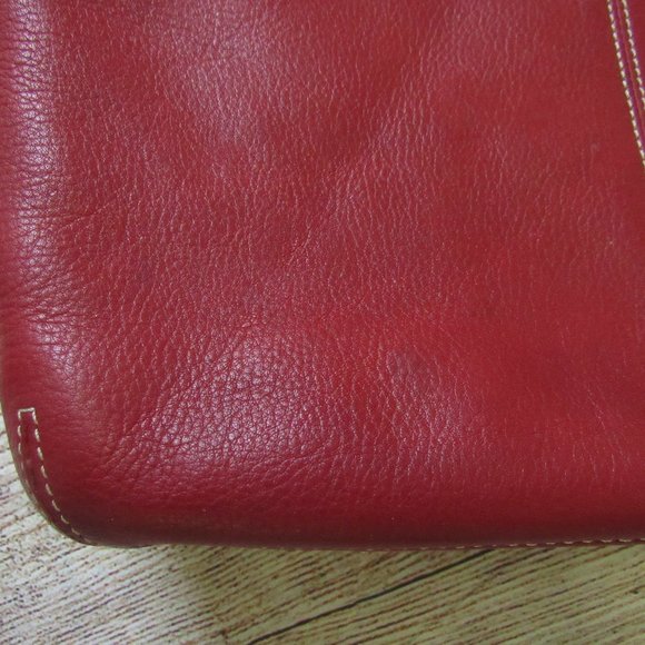 Red Shoulder Bag - Picture 8 of 8